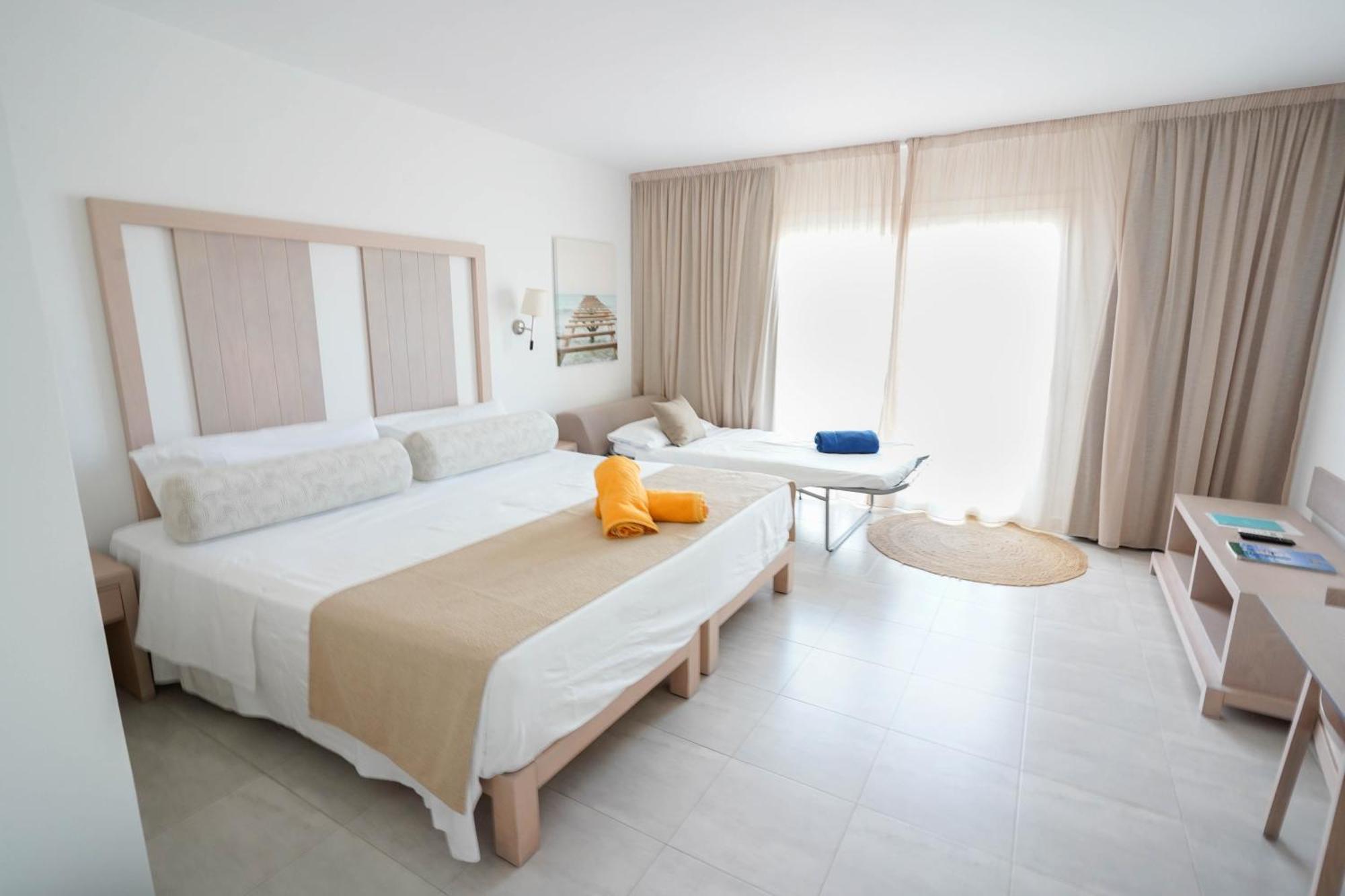 Apartamentos Es Calo Zewnętrze zdjęcie