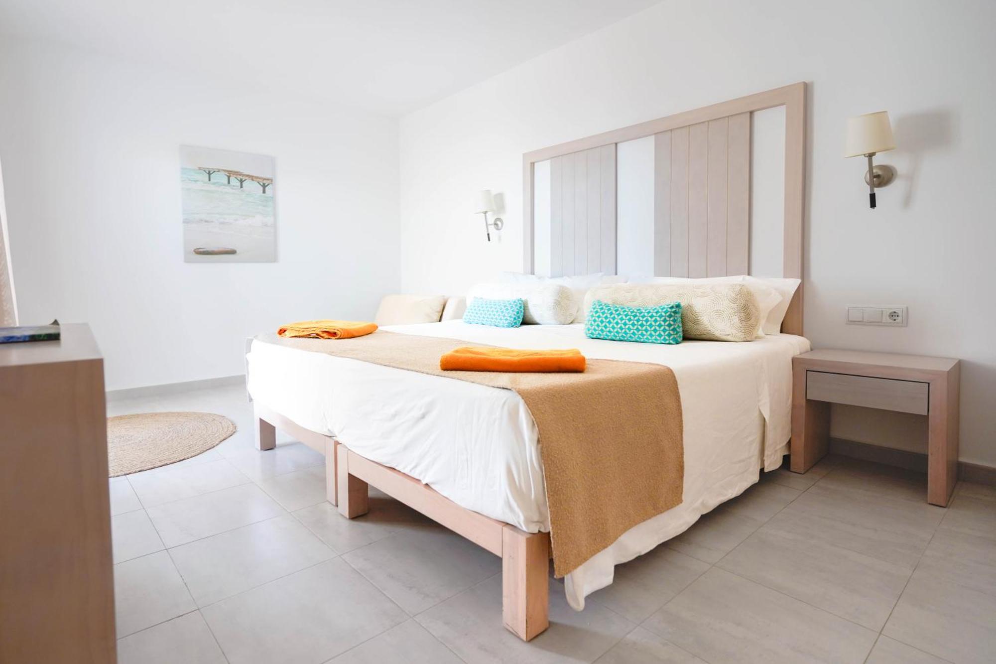 Apartamentos Es Calo Zewnętrze zdjęcie